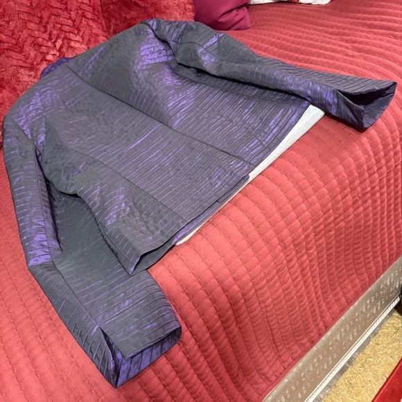 CARLISLE 3Pc Pant Suit - Picture 15 of 15